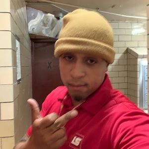 Meet your Posher, Amauri